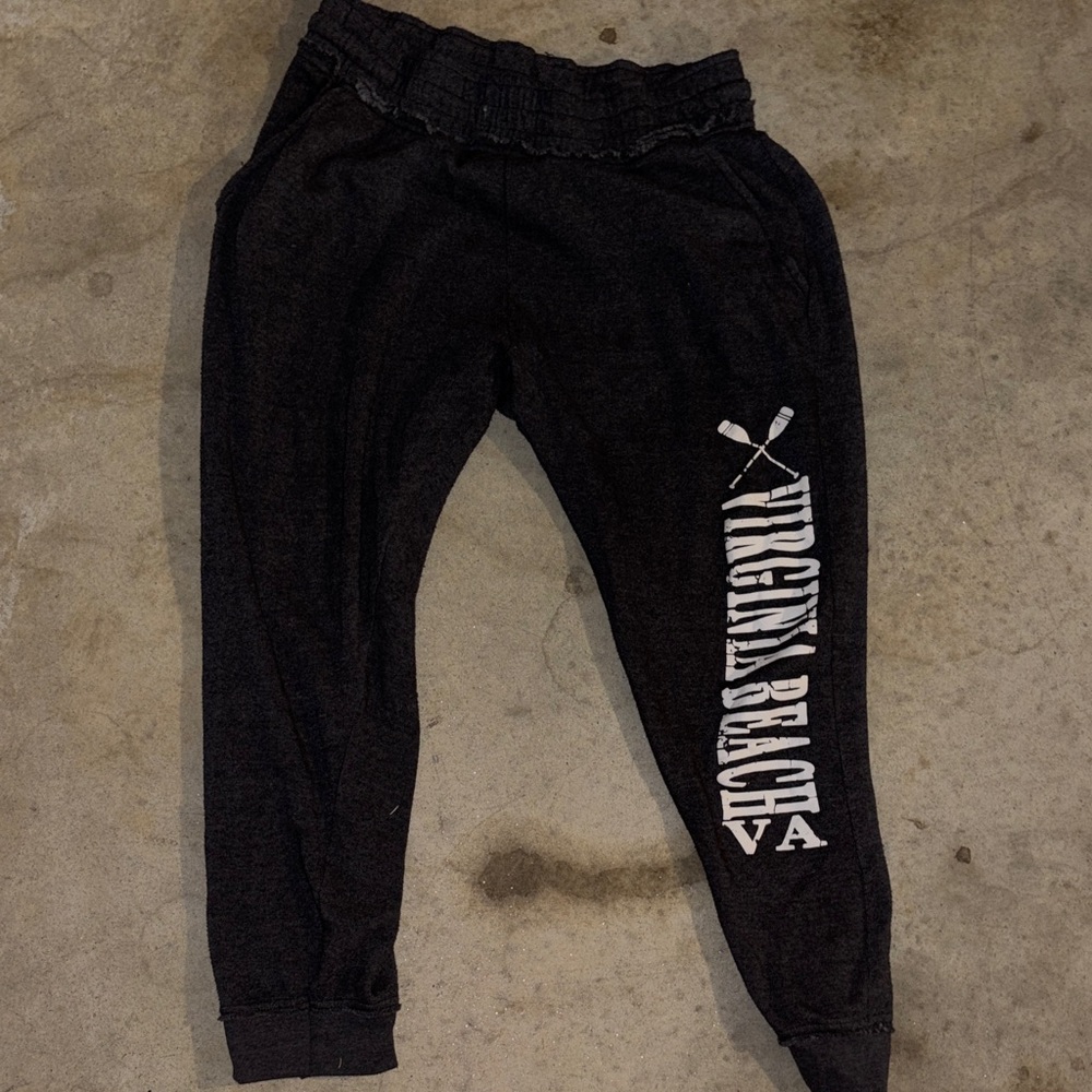 Black Virginia Beach Sweatpants